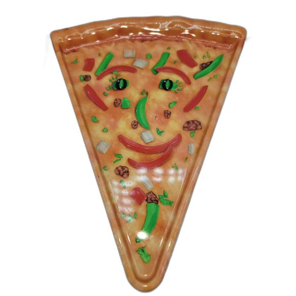1990s VTG (set of 3) Deborah Mallow Pizza Face Veggie Character Plastic Plates - Picture 5 of 5